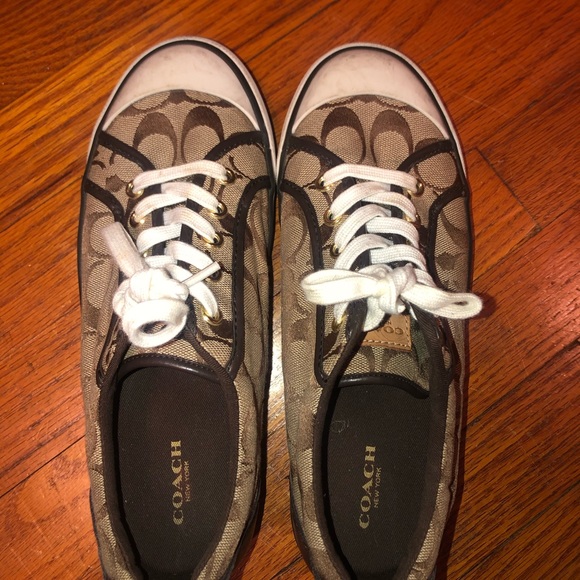 Coach Shoes - Picture 5 of 5